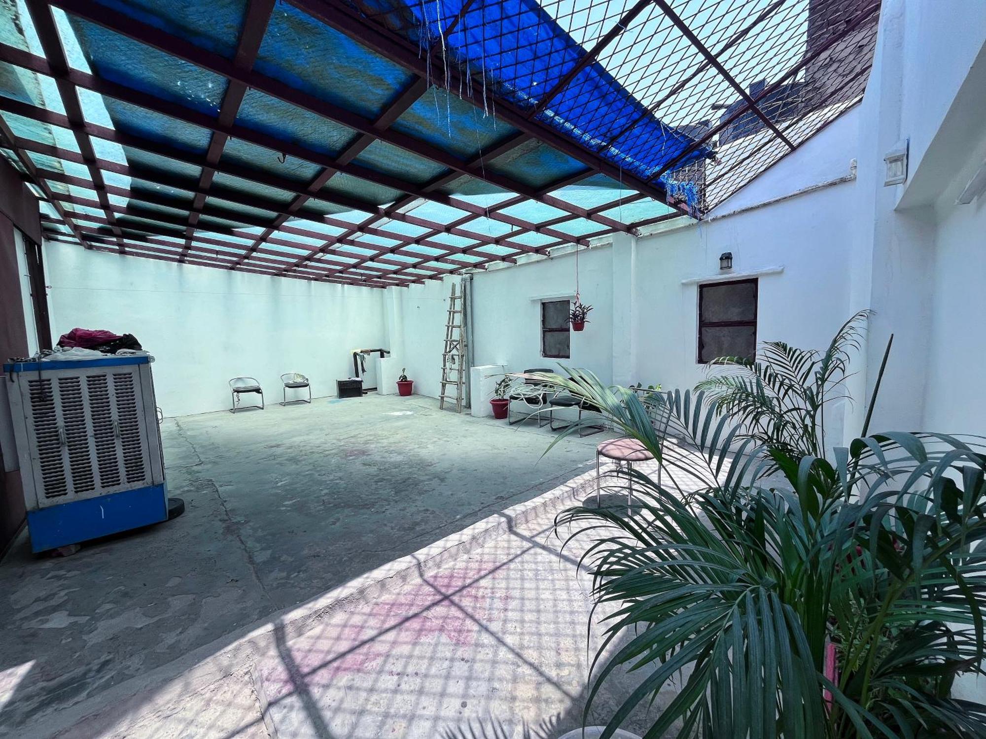 Hotel Darpan Palace New Delhi Bagian luar foto